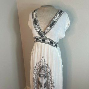 Lapogee Bohemian Gauzy Maxi Dress White S Small